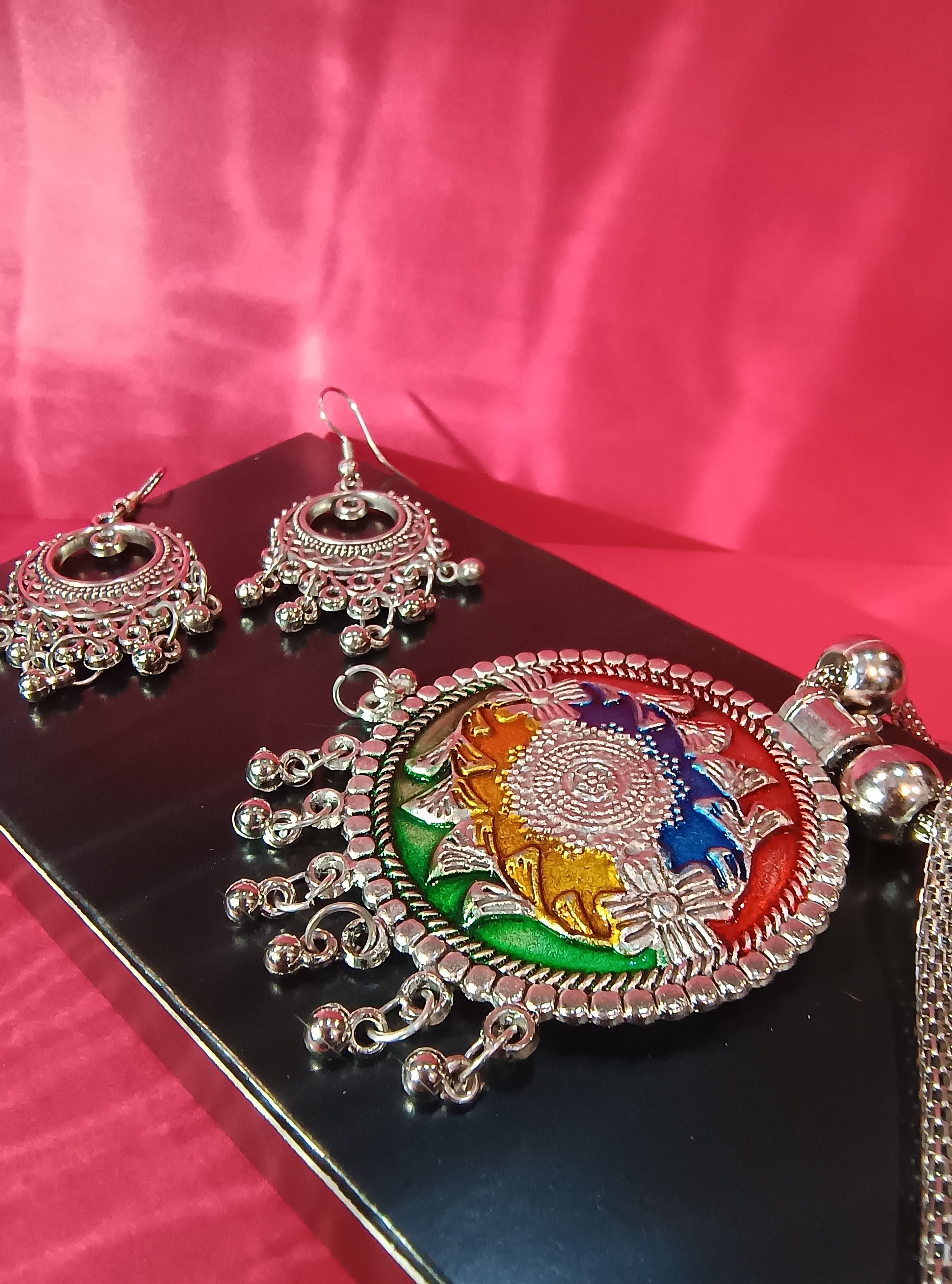 Mayantiie Oxidised Silver Necklace Jewellery Set