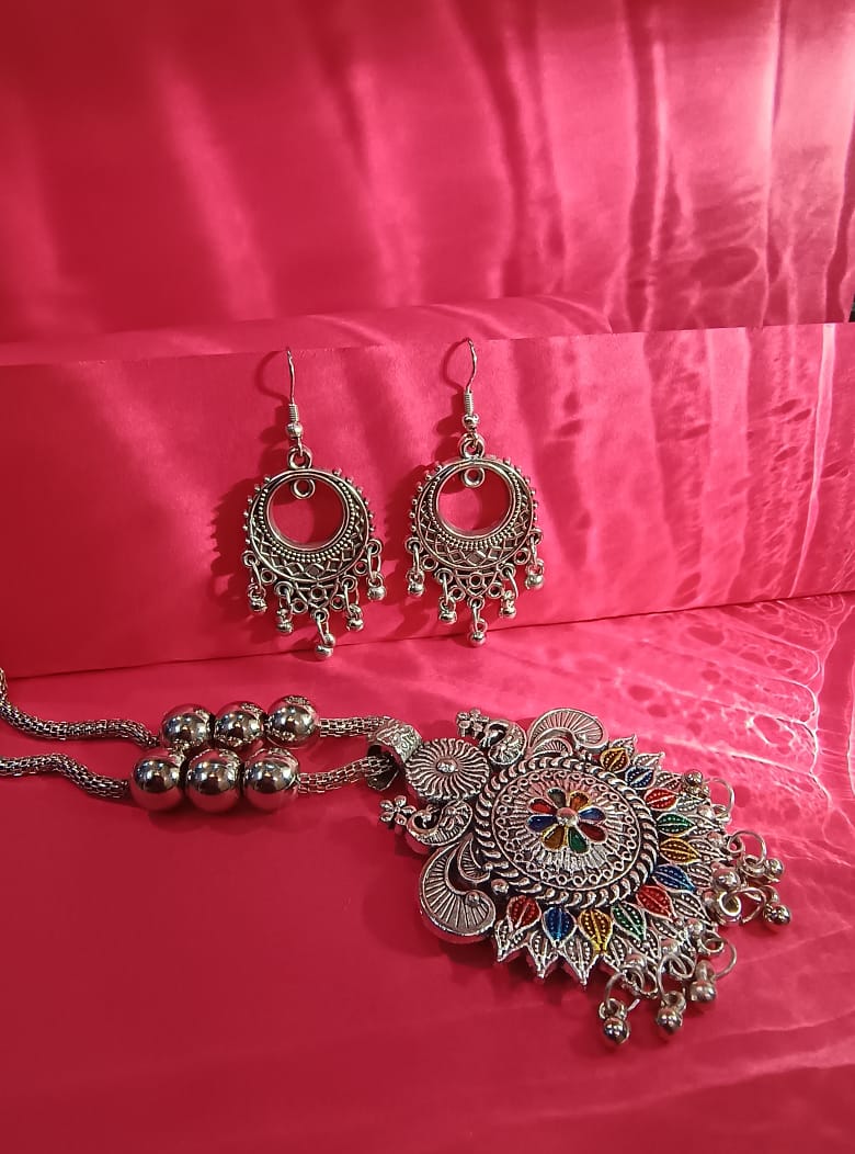 Mayantiie Oxidised Silver Necklace Jewellery Set
