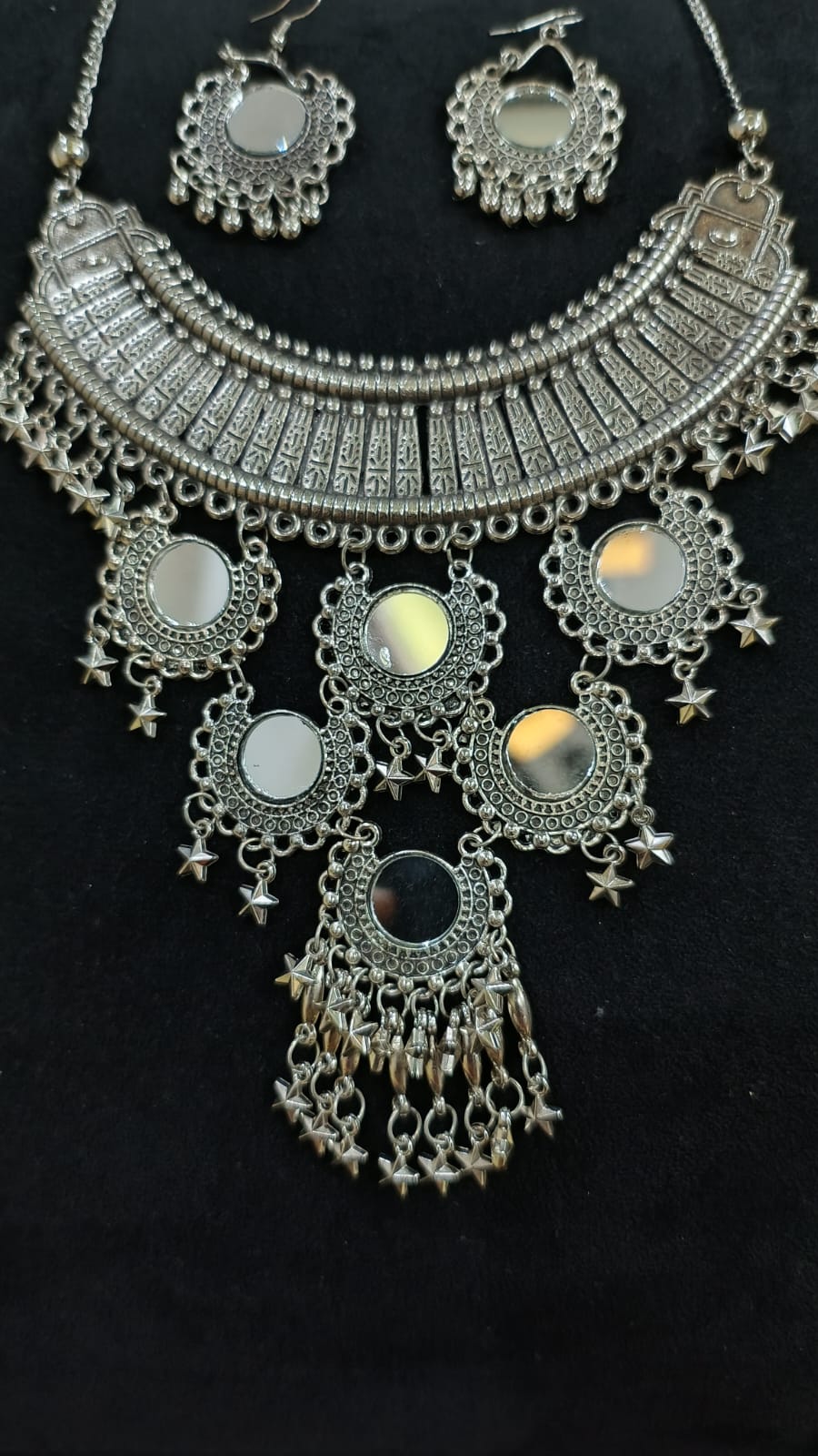 Mayantiie Oxidized choker Set