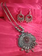 Mayantiie Oxidized Necklace Jewellery Set