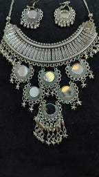 Mayantiie Oxidized choker Set